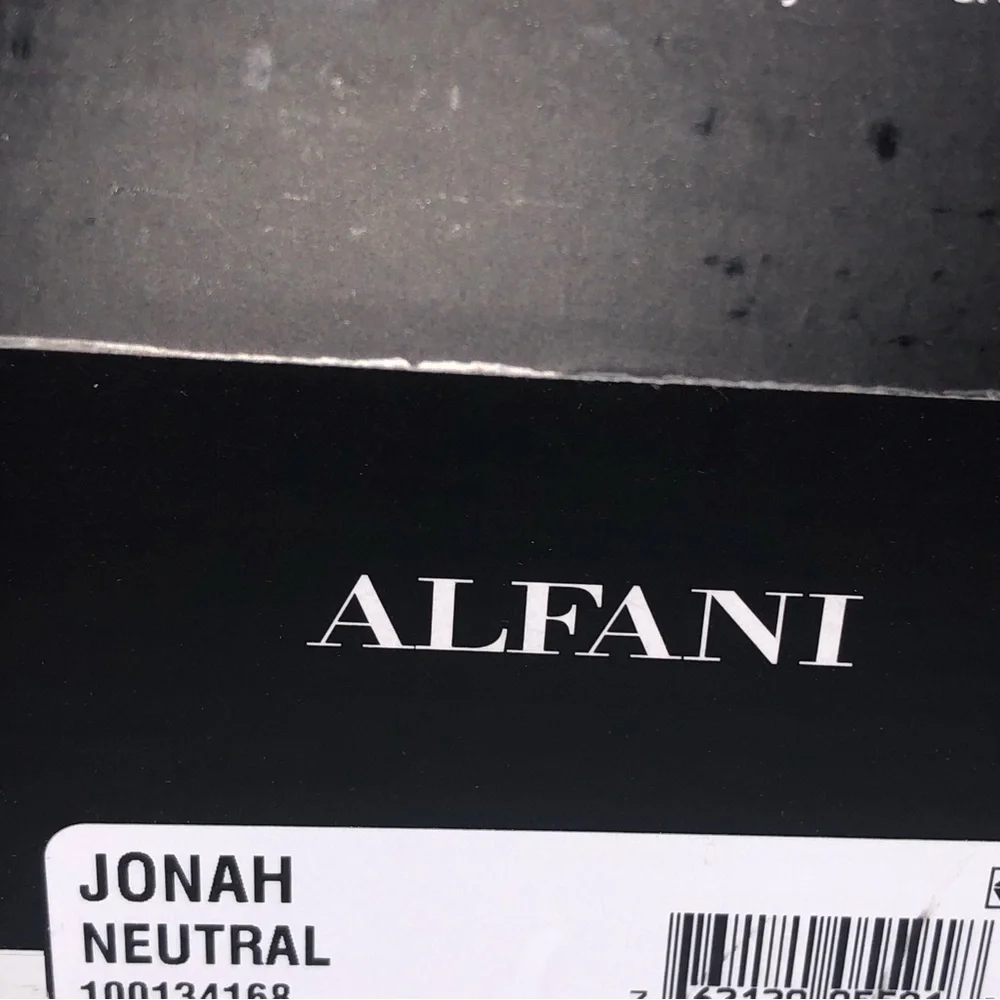 ALFANI Men's Jonah Chelsea Boot Neutral Brand New In The Box